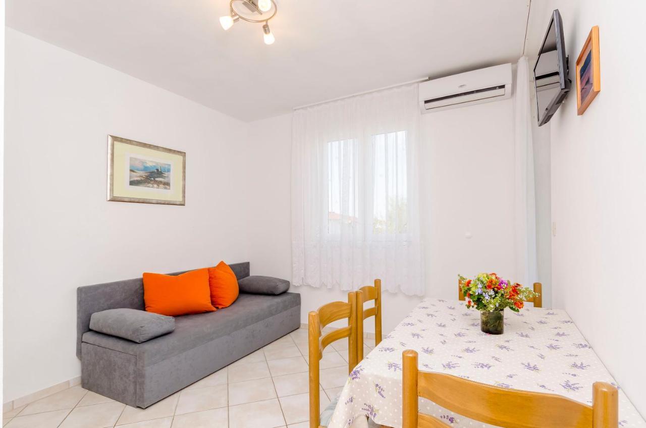 Apartments Mate Τρογκίρ Εξωτερικό φωτογραφία
