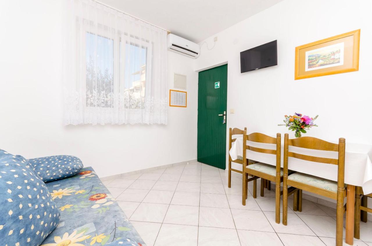 Apartments Mate Τρογκίρ Εξωτερικό φωτογραφία