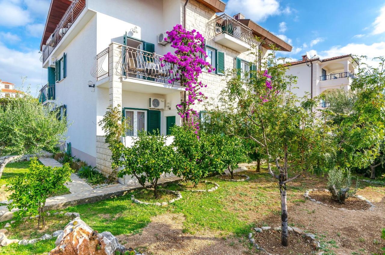 Apartments Mate Τρογκίρ Εξωτερικό φωτογραφία
