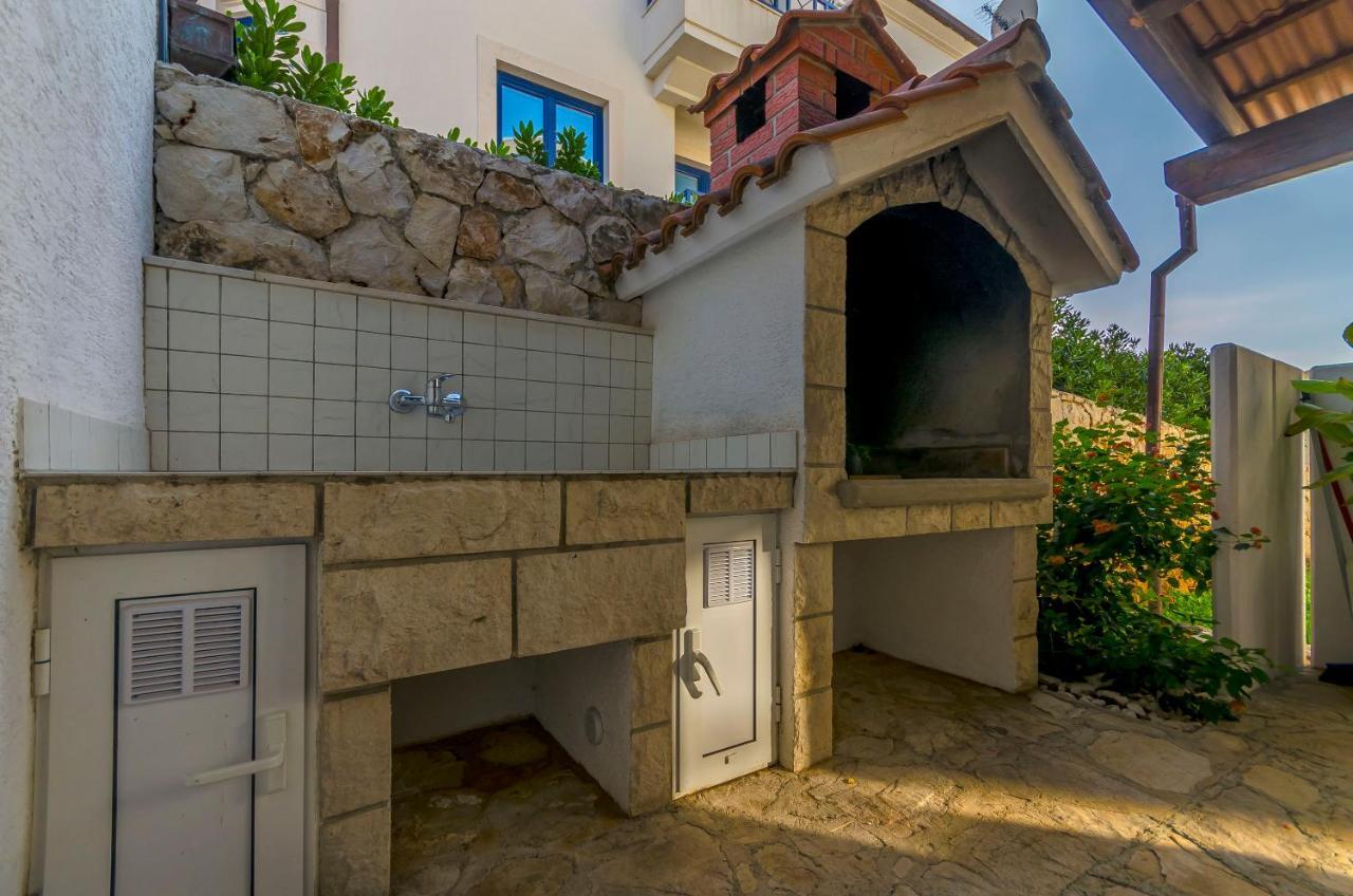 Apartments Mate Τρογκίρ Εξωτερικό φωτογραφία