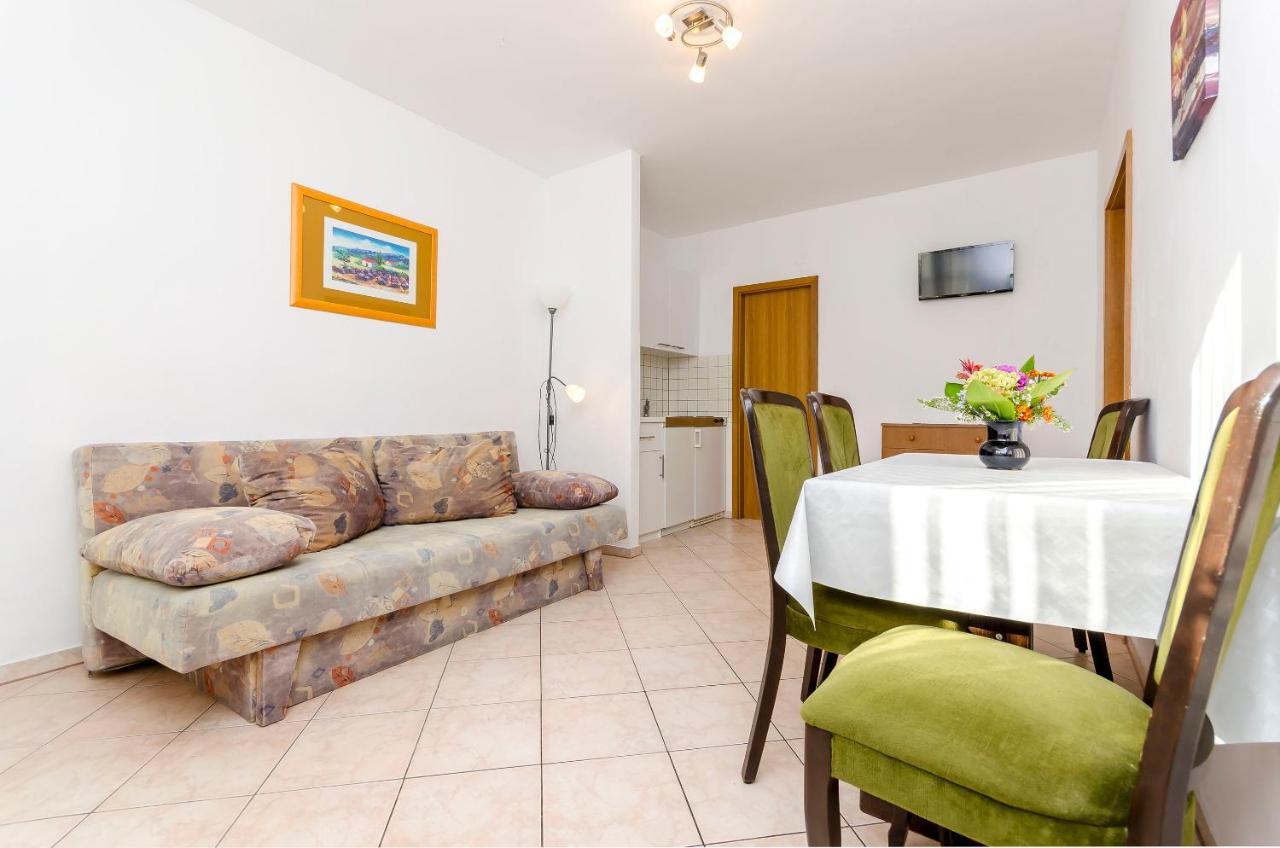 Apartments Mate Τρογκίρ Εξωτερικό φωτογραφία