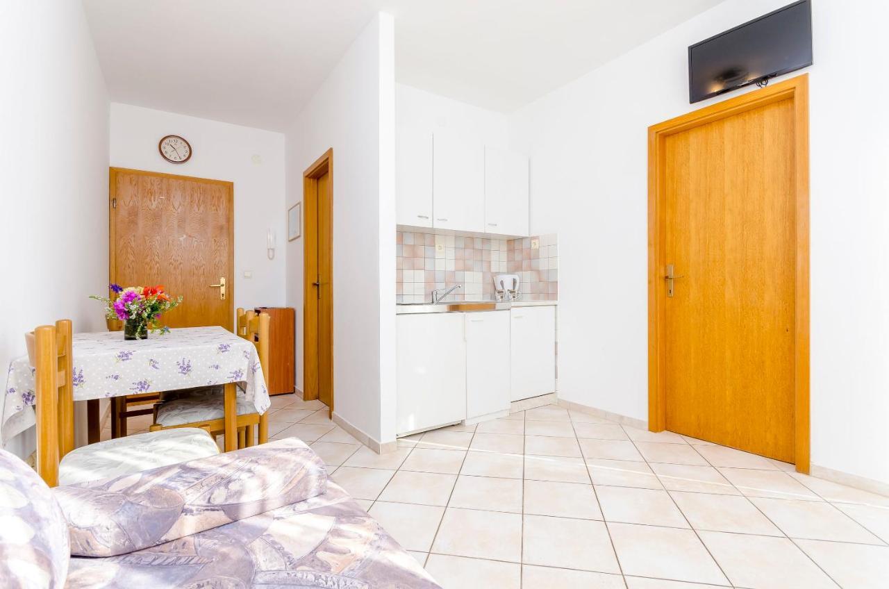 Apartments Mate Τρογκίρ Εξωτερικό φωτογραφία