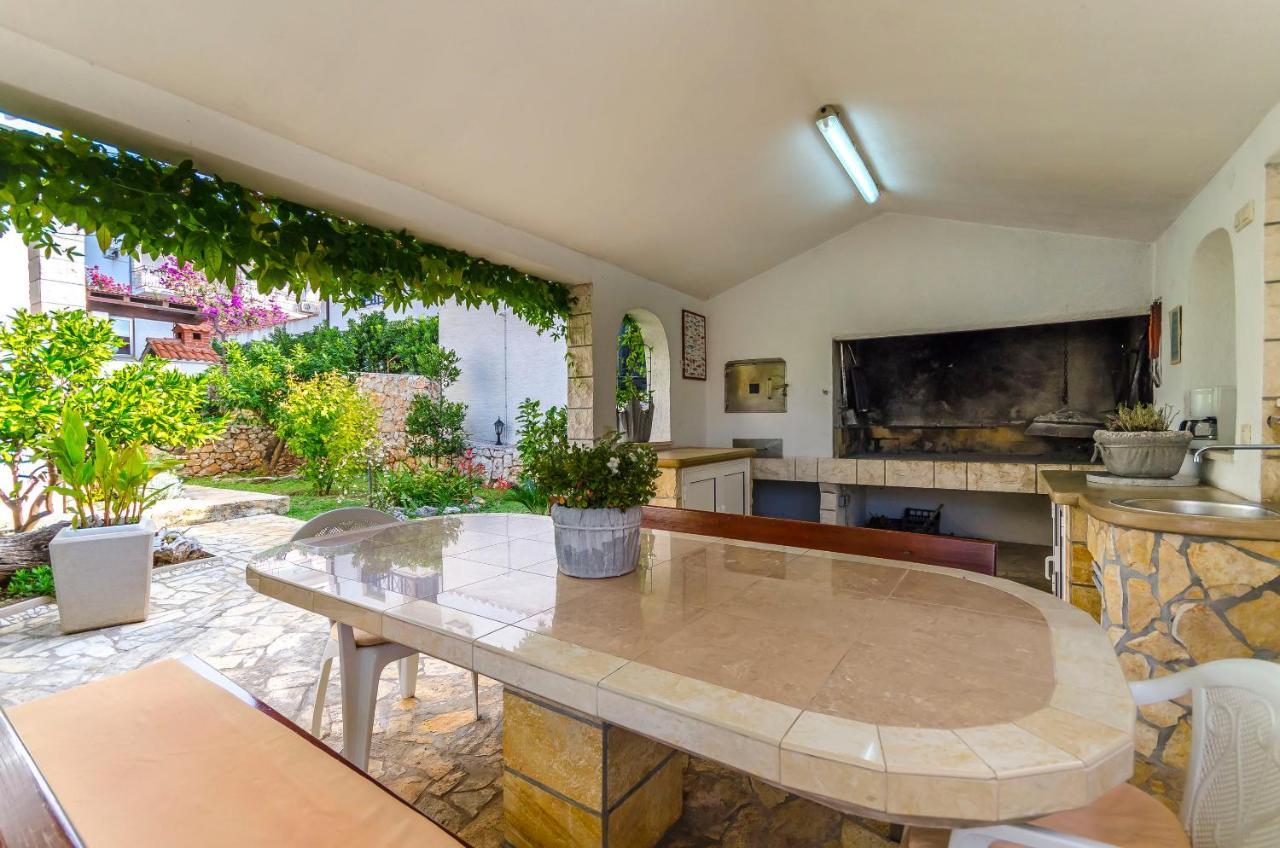 Apartments Mate Τρογκίρ Εξωτερικό φωτογραφία